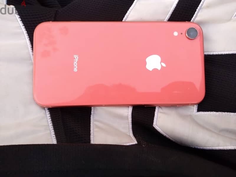 iPhone XR 0