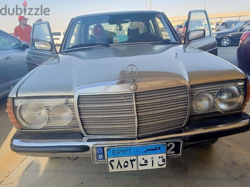 Mercedes-Benz 230 1979 11