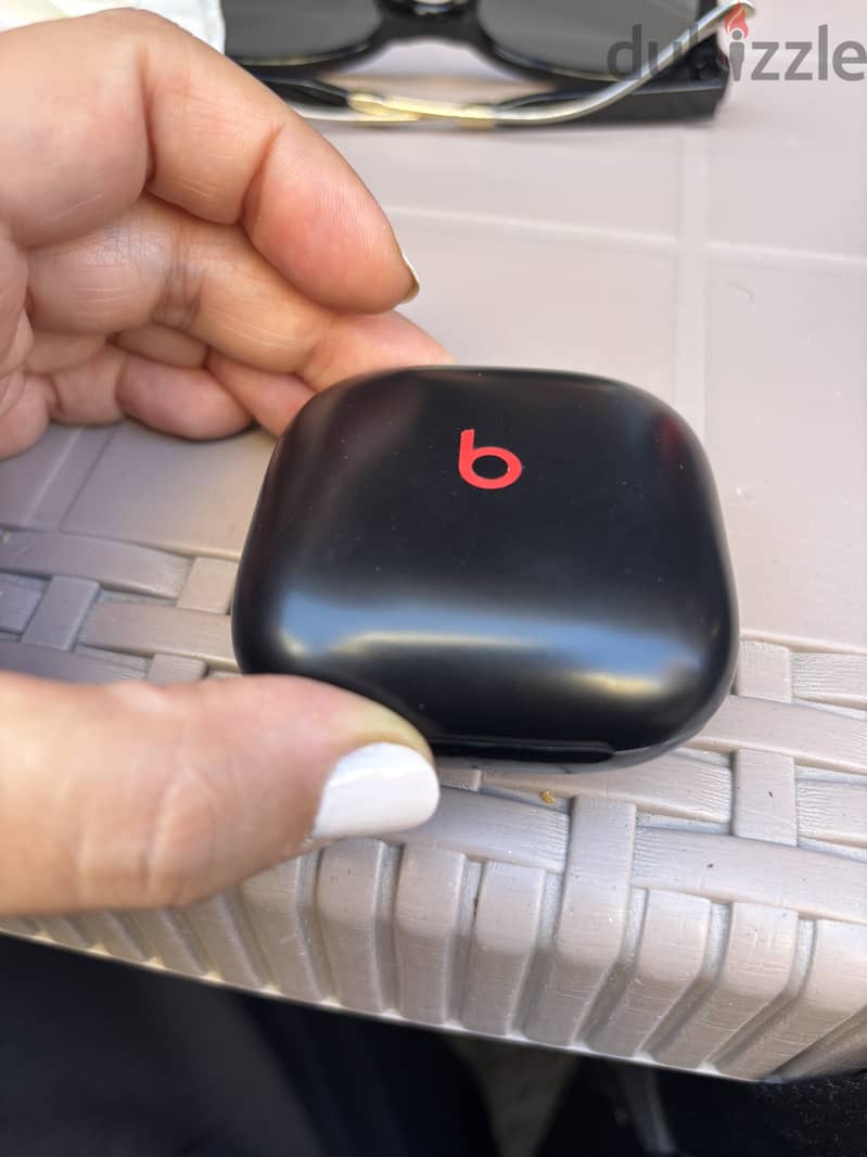 Beats pods 1