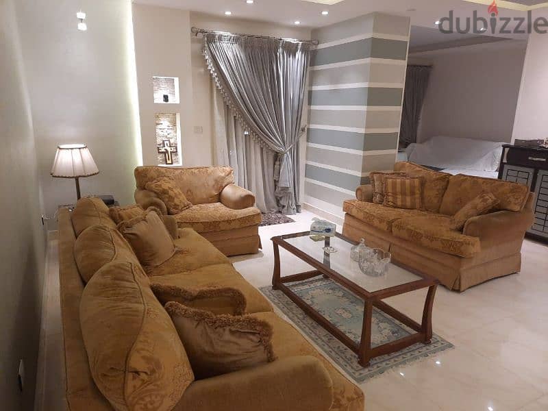 انتريه للبيع (ماركه هابيتات) Habitat 0