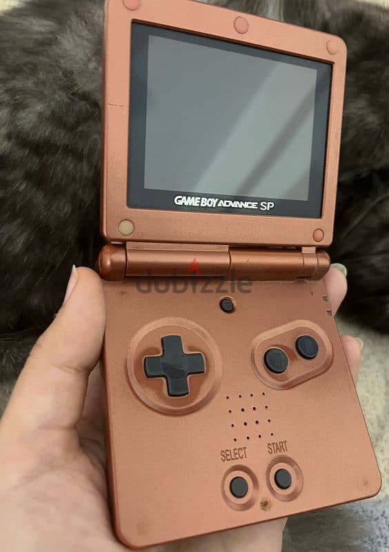 Game boy Nintendo جيم بوي نينتيندو 2002 قديم 1