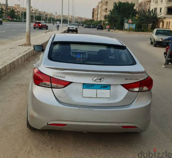 Hyundai Elantra 2013 5