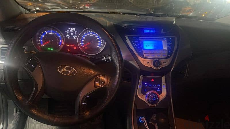 Hyundai Elantra 2013 7