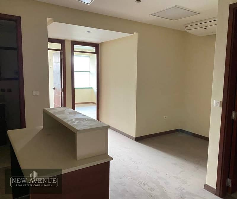 Clinic 60 m for Sale in Dar El fouad hospital         MS-AA 11 4