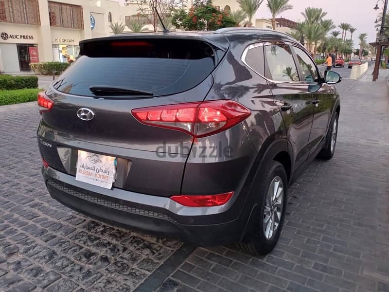 Hyundai Tucson 2017 12