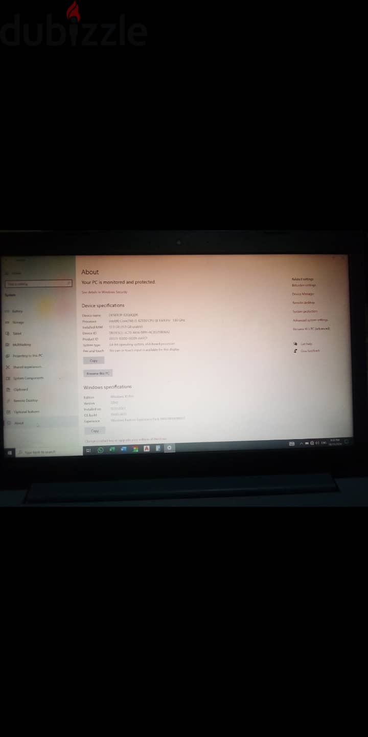 Lenovo i5 8th . 12 ram . 1 tera hdd . vega 2g amd 1