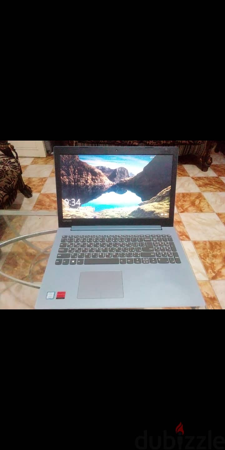 Lenovo i5 8th . 12 ram . 1 tera hdd . vega 2g amd 2