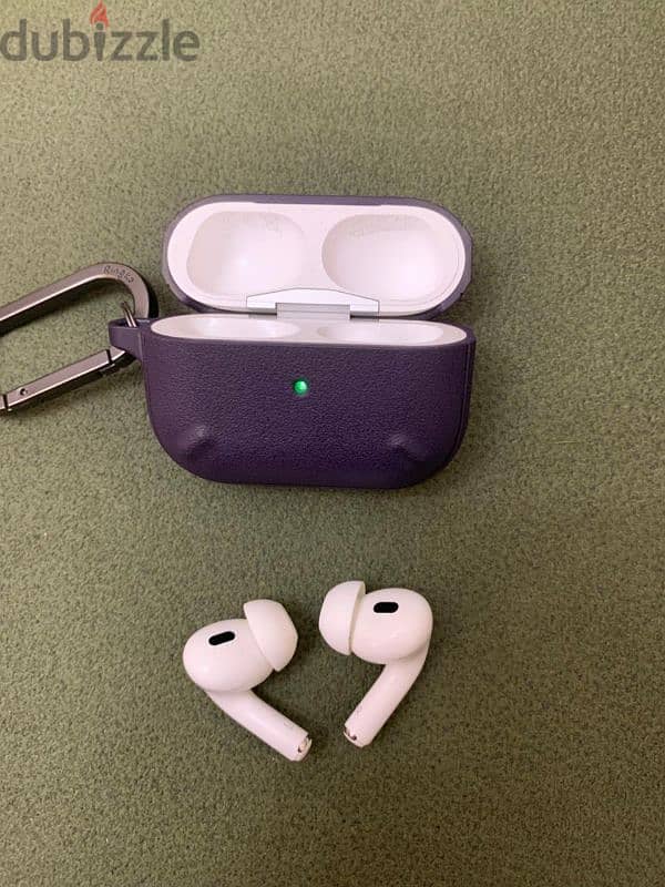 Apple Airpods pro 2 Used like new 4