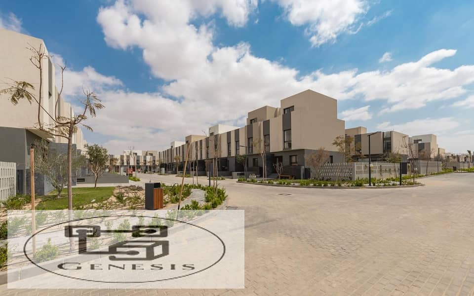 own a townhouse in a prime location in the heart of Al Shorouk City, within the Al Burouj compound 18