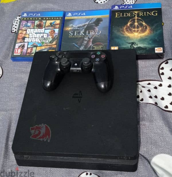 PlayStation 4 slim 1 terabyte 3 Games 2