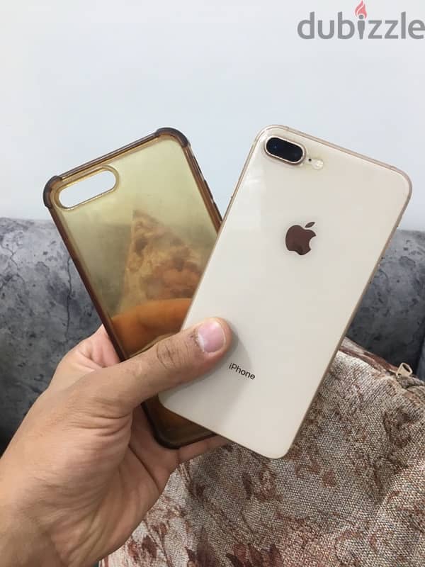 iPhone 8 Plus 0