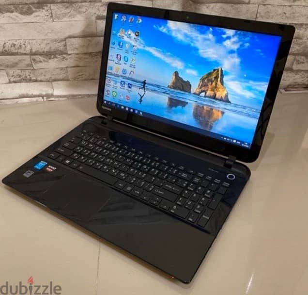 حالتة زيرو Toshiba Core i5 بهاردين الاول 128 SSD و التانى 500 رام 8 1