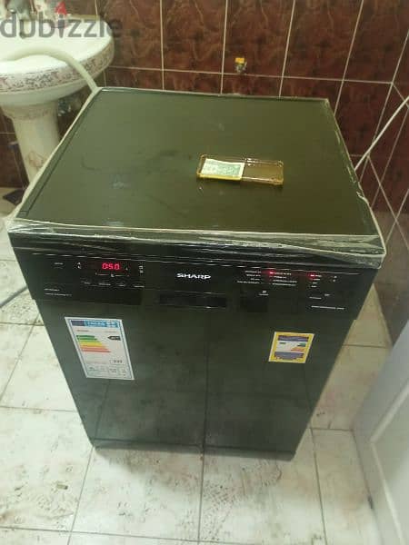 غساله اطباق شارب ١٥ فرد ديجيتال sharp dishwasher 15 person 60 like new 0