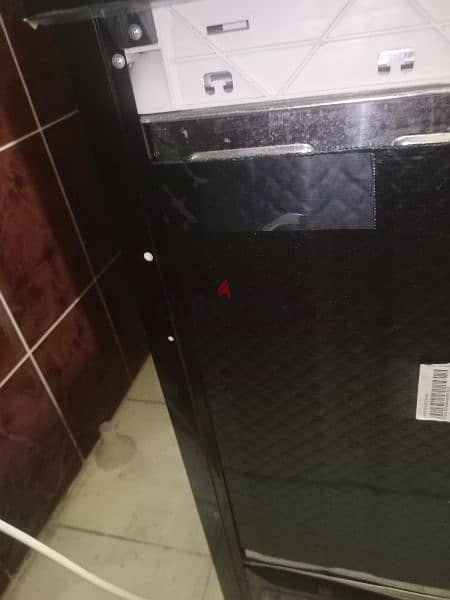 غساله اطباق شارب ١٥ فرد ديجيتال sharp dishwasher 15 person 60 like new 4