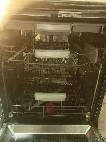 غساله اطباق شارب ١٥ فرد ديجيتال sharp dishwasher 15 person 60 like new 17