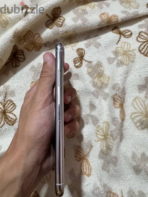 آيفون ١١ برو ماكس  iPhone 11 Pro Max 1