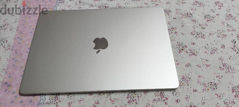 MacBook Air M3 15 inch Open Box 1