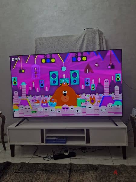 Samsung tv 70" cu7000 5