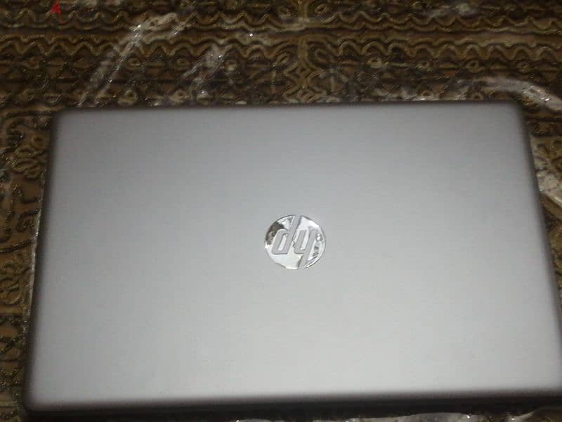 HP Laptop 15-da1xxx 0