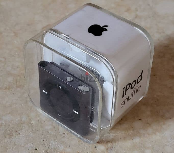 Apple iPod Shuffle 2GB 11