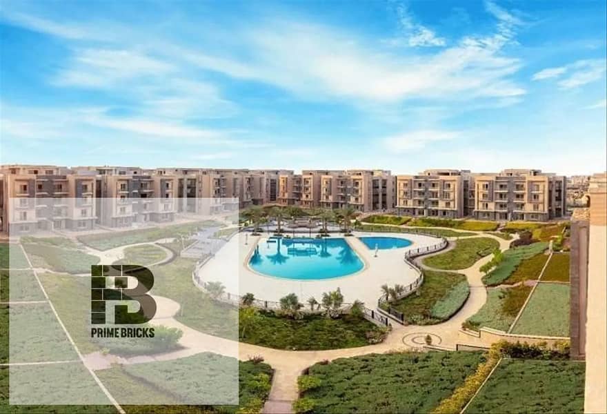 Ready to move in Galleria Residence Compound, located in the heart of the Golden Square, Fifth Settlement. This 125 sqm apartment  with a down payment 4