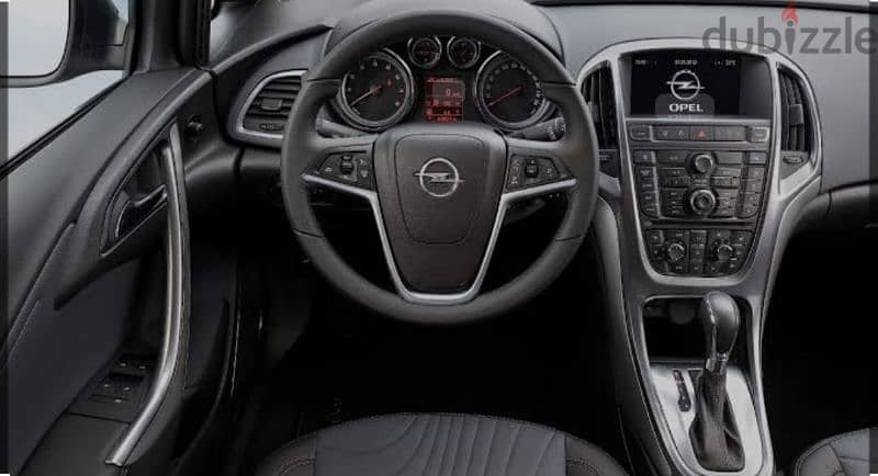 Opel Astra 2012 4