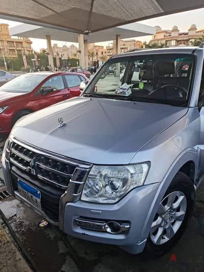 Mitsubishi Pajero 2010