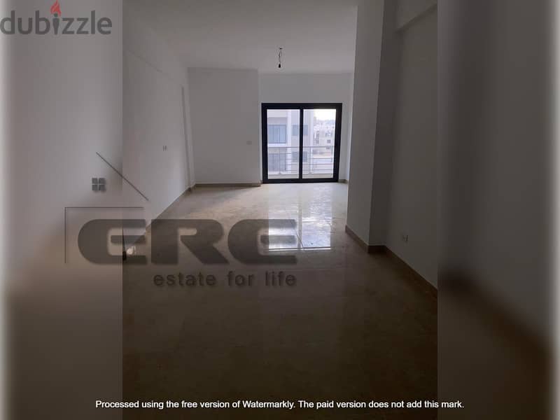 شقه ريسيل في فيفث سكوير160م     Resale apartment in Fifth Square 160m 1