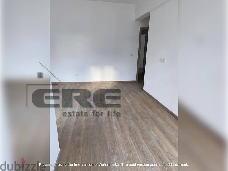 شقه ريسيل في فيفث سكوير160م     Resale apartment in Fifth Square 160m 2