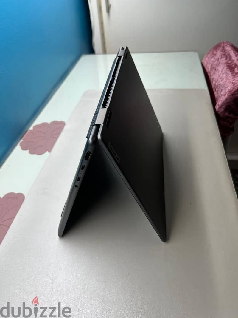 Lenovo Yoga 7 14IRL8 3