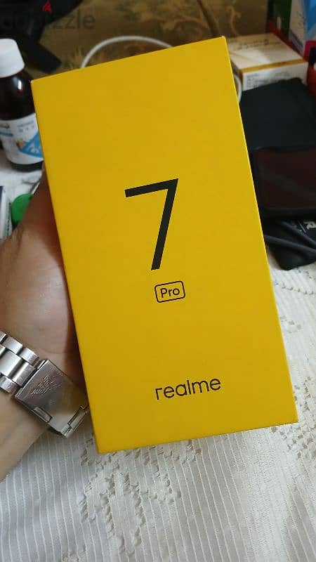 realme 7 pro ريلمي ٧ برو بالعلبه 0