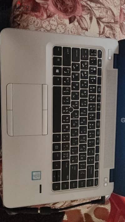 hp elitebook 840 g3 i5