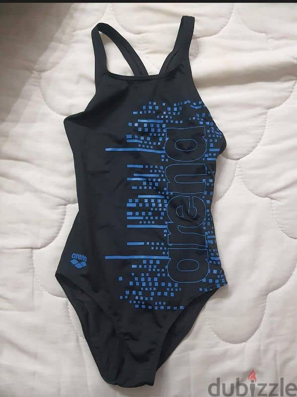 Arena swim suit original size 26 1