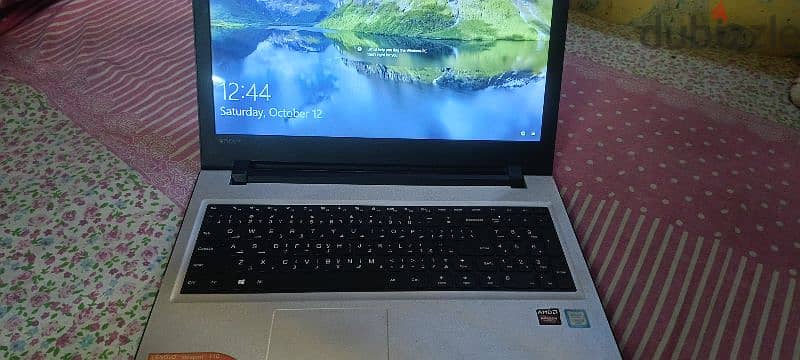 lenovo ideapad 110. core I3 6g 8G ram 1