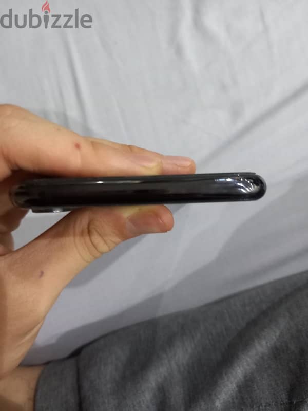 ايفون Xs max اسود نسخه N 2