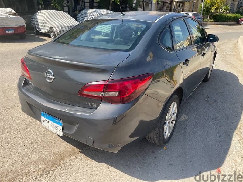 Opel Astra 2015 0