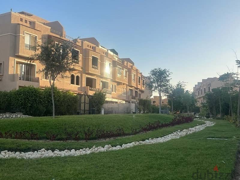 توين هاوس للبيع علي لاند سكيب في كمبوند قطامية جاردينز-Katameya Garden 6