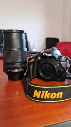 Nikon D3200 + Lens 18-105