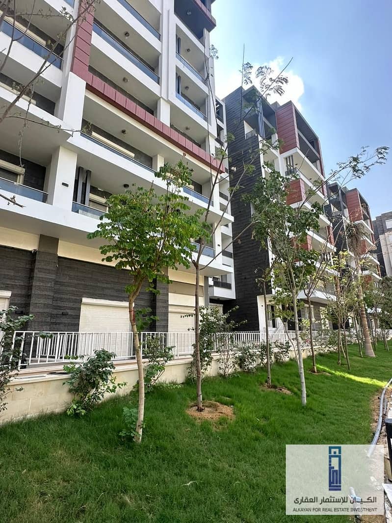 Apartment 135 m, immediate delivery, in installments, finished with air conditioners and kitchen in La Capital Compound 10