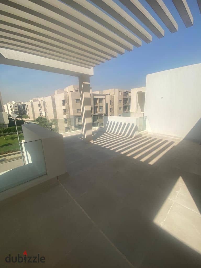 Town House for sale ready to delivery in Al Marasem Fifth Square Compound 1