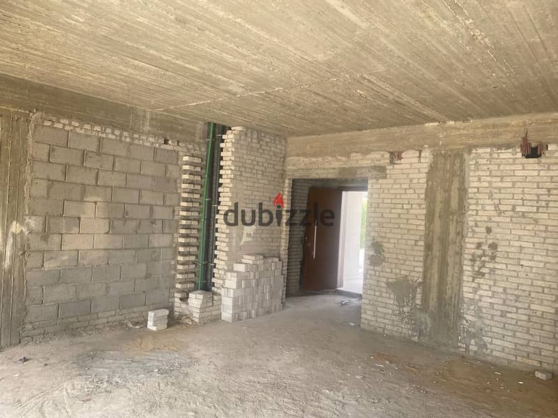 Town House for sale ready to delivery in Al Marasem Fifth Square Compound 8