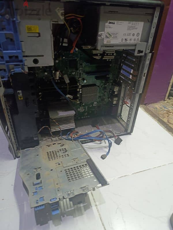 جهاز Dell T3500 من غير كارت 3