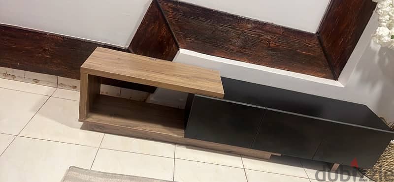 tv unit & center table 3