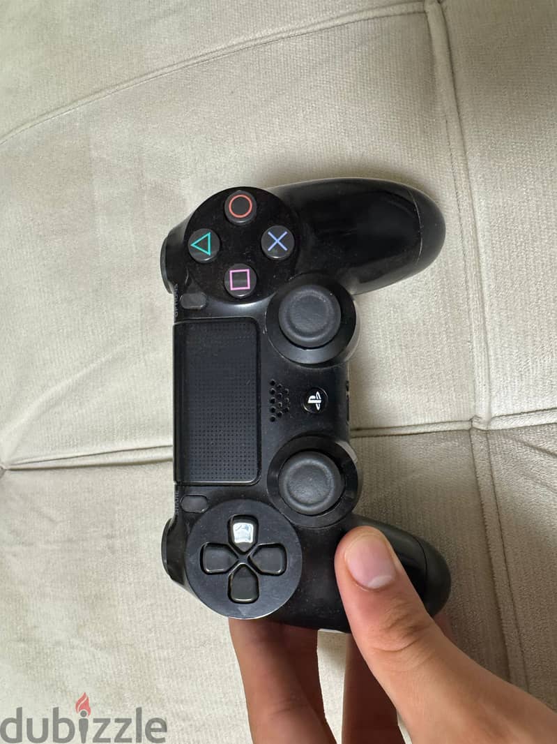 PlayStation 4 3