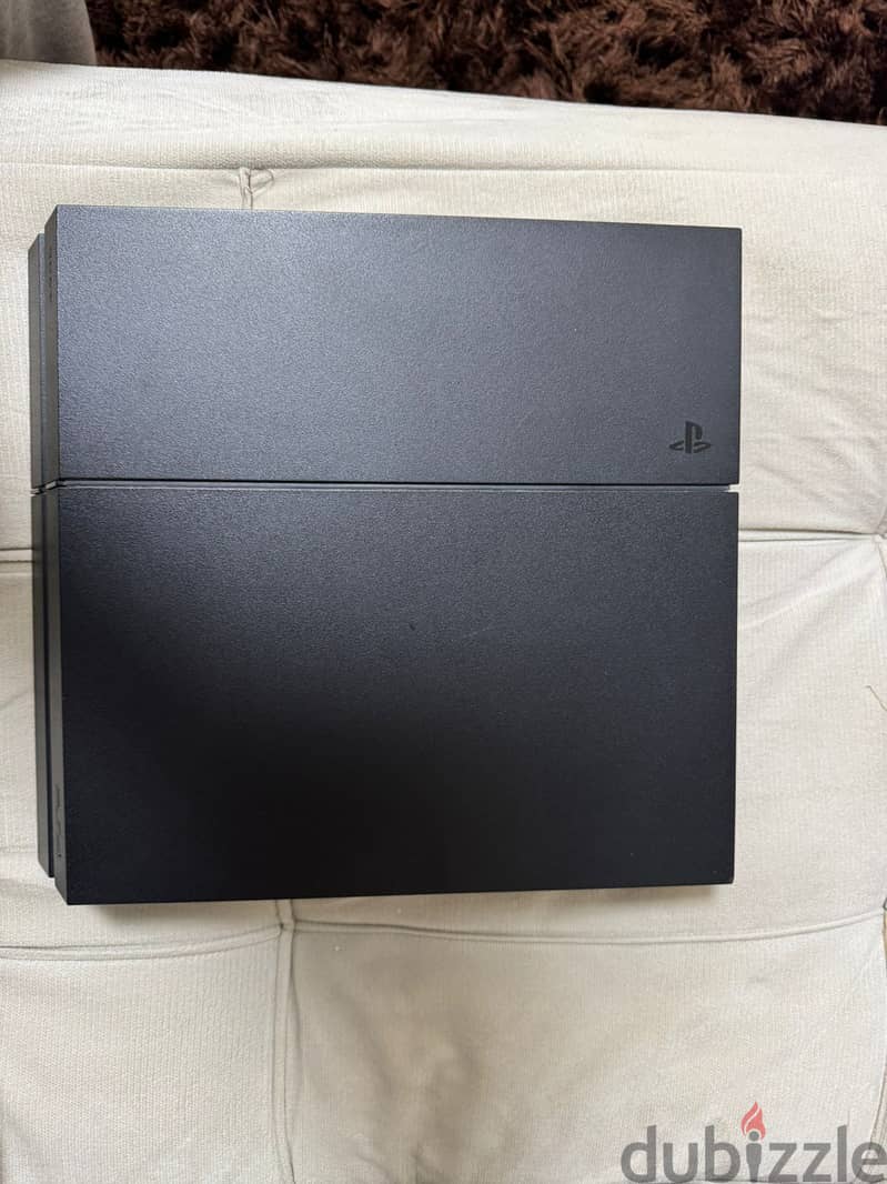 PlayStation 4 4