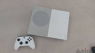 Xbox One S - 500GB 0