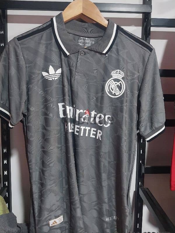 ريال مدريد تي شرت لارج/real madrid t-shirt large 0