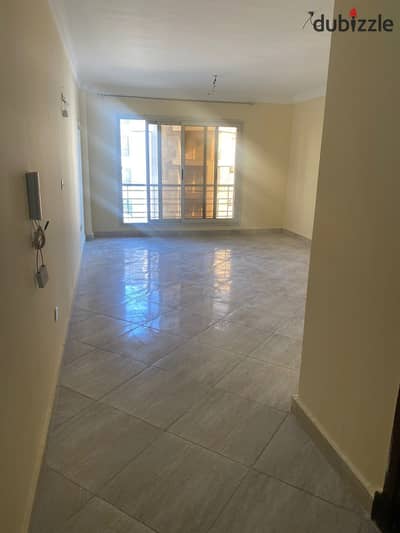 Apartment for rent in El Tagamoa, Dar Misr Compound, El Qarnful, Model A, next to the mosque and the service area  East  Open view