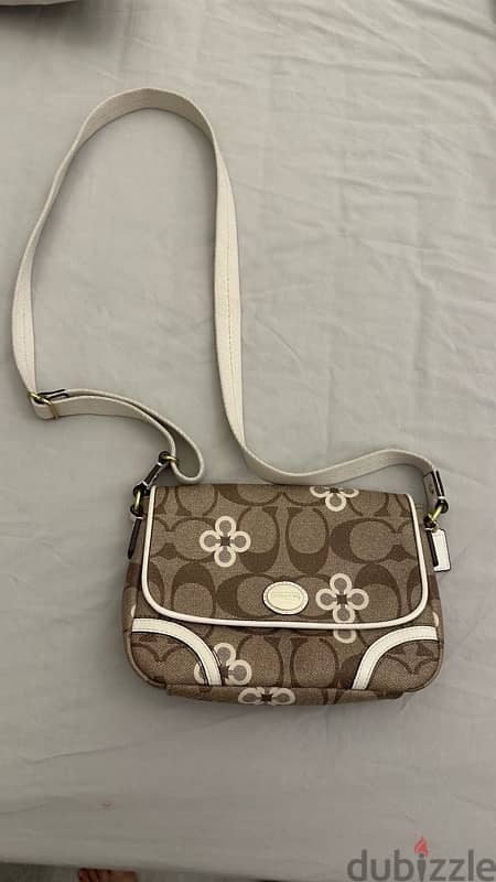 Coach Beige + White Clover Bag 2