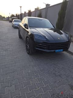 Porsche Cayenne 2024 wakeel